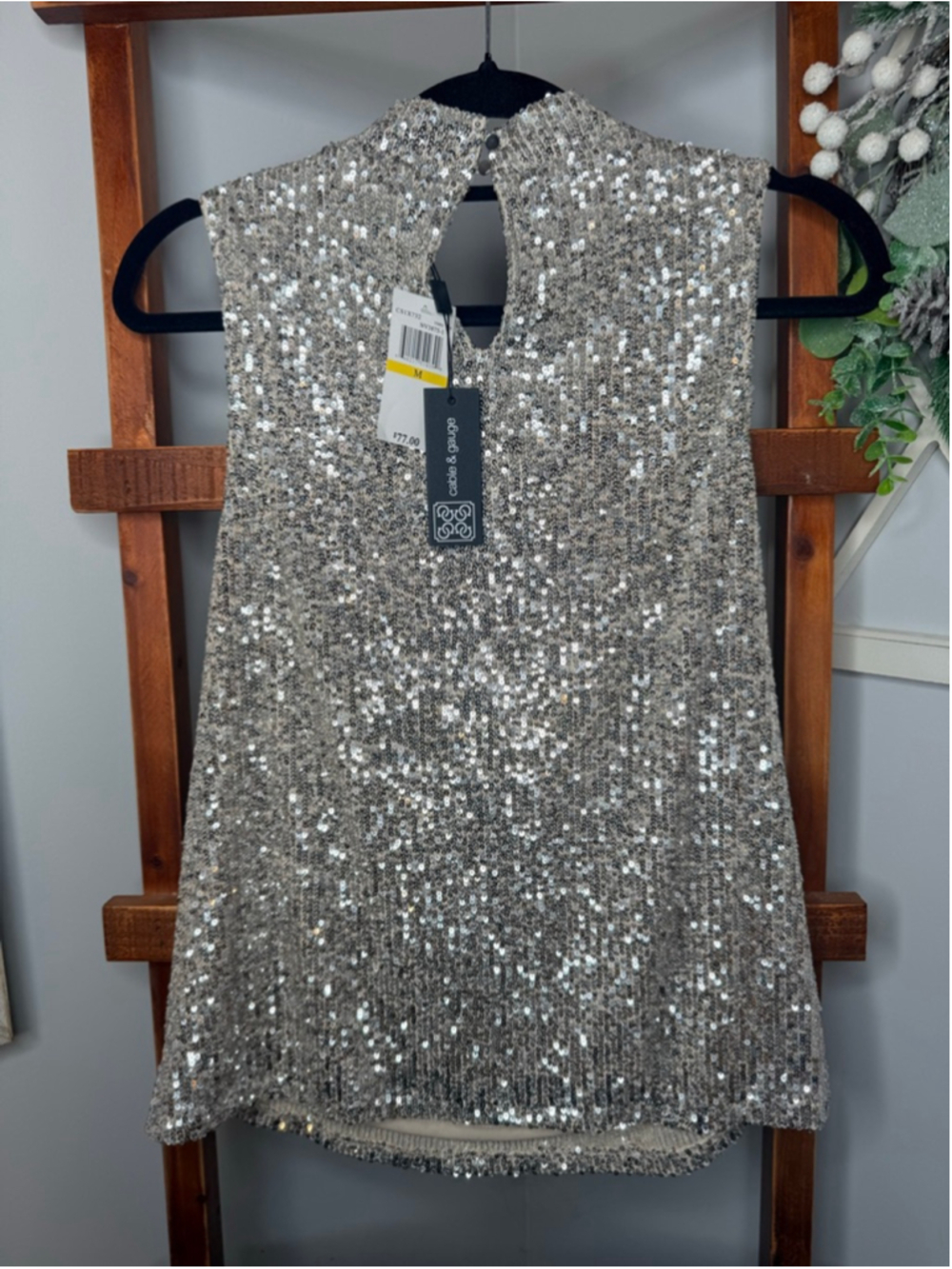 Cable & Gauge Sequin Sleeveless Top – NWT - Picture 2 of 6